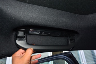 2023款奔驰E级 E 300 L 运动豪华型