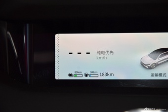 2025款星纪元 ES增程 Pro 高速智驾