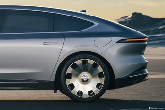 2025款蔚来ET9 100kWh Horizon Edition 官图