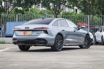 2026款奥迪A6L 3.0T quattro 旗舰型