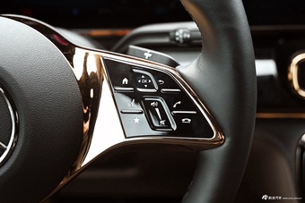 2025款傲旋 2.0T 纵横四海50周年限量版