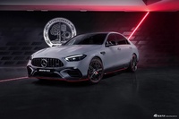 2024款AMG C 63 S E Performance F1 特别版官图