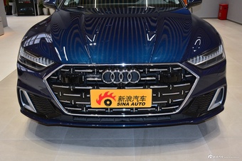 2022款奥迪A7L 55 TFSI quattro S-line 志远型流晶套装