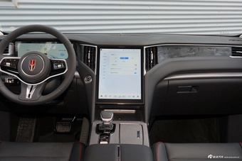 2025款红旗HS7 PHEV 改款 2.0T PHEV 四驱200万辆纪念版 7座