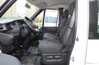 2023款江铃福顺2.0T 手动短轴低顶商运型多功能乘用车6座 双开尾门