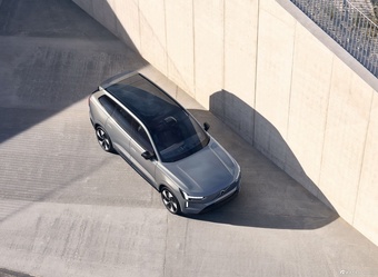 2023款沃尔沃EX90 官图