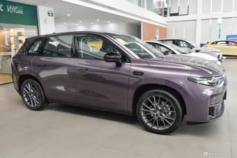 2026款零跑C10 605悦享版