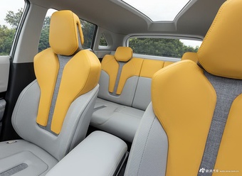 2023款三菱XFC Concept 官图