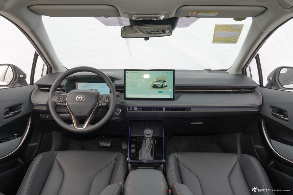 2026款卡罗拉 1.8L 双擎 精英版