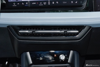 2026款奥迪Q6L Sportback e-tron 超长续航