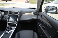 2020款领克01 2.0T两驱纯Pro版国VI