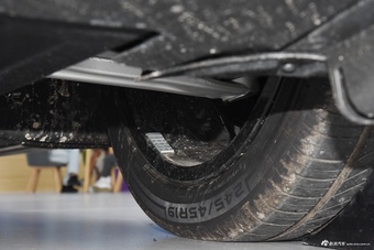 2025款极狐 阿尔法S5 560MAX 185kW