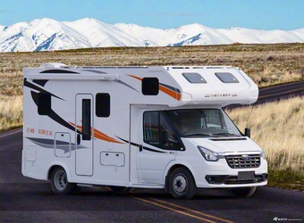 2025款福特大额头房车 标准版 官图
