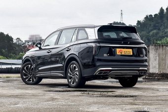 2024款红旗HS7 PHEV 2.0T四驱旗畅版 6座