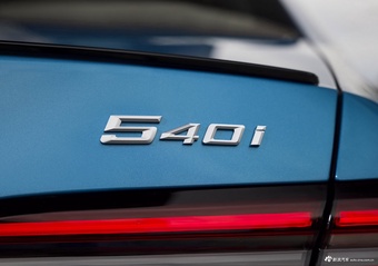 2025款宝马5系 540i xDrive Legacy Edition 海外版