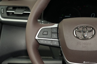 2026款格瑞维亚 2.5L混动 尊爵MAX四驱版