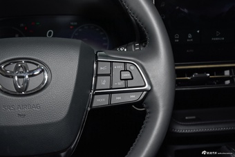 2026款汉兰达 2.5L智能电混双擎四驱精英版 7座