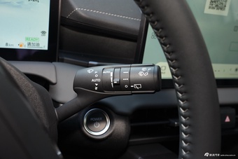 2026款威兰达 2.5L 智能电混双擎 四驱MAX