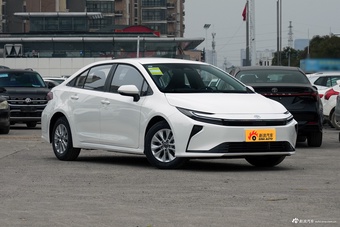 2026款卡罗拉 1.8L 双擎 先锋版