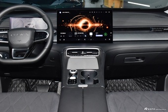 2025款风云T8 1.5T 130km 豪华版7座