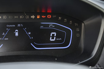 2019款长安欧尚A800 1.6L手动豪华型 国VI