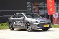2024款秦PLUS DM-i 荣耀版 120KM超越型