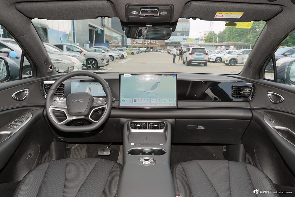 2025款海狮06 EV 605领航Plus版