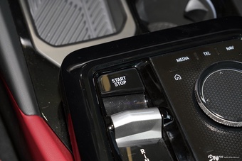 2026款宝马i5 eDrive 40L M运动套装