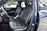 2022款沃尔沃XC40 T4 四驱智远豪华版
