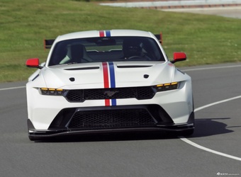 2025款Mustang GTD Spirit of America 官图