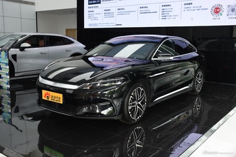 2025款比亚迪汉EV 605km尊贵版