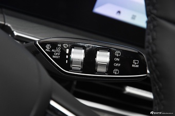 2025款瑞虎8 PRO 290T 两驱尊贵版