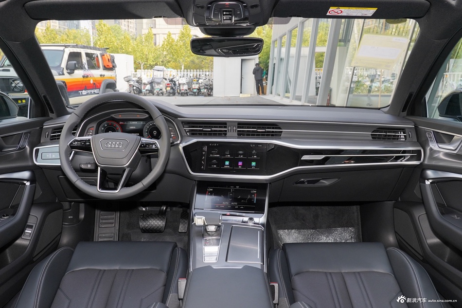 2026款奥迪A6L 40 TFSI 豪华动感型