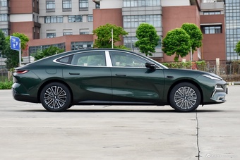 2025款银河星耀8 130km EM-i 尊贵版