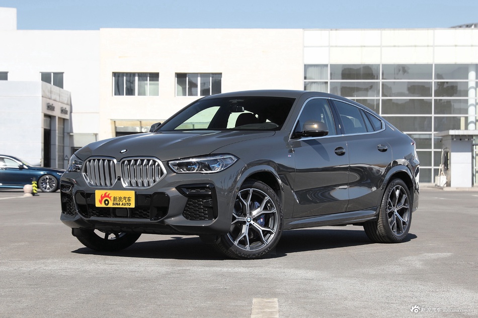 2022款宝马X6 xDrive40i 尊享型 M运动套装