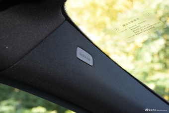 2025款奔驰E级 E 300 L 时尚运动型