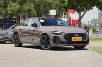 2026款一汽奥迪A5L 2.0T 运动版 Plus