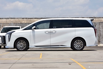 2024款传祺M8 宗师系列 400T 科技关爱版