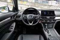 2022款英仕派 260TURBO 精致版