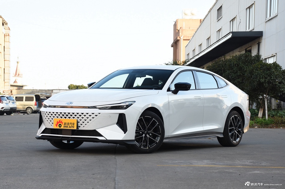 2023款长安启源A06 1.5L 长续航版
