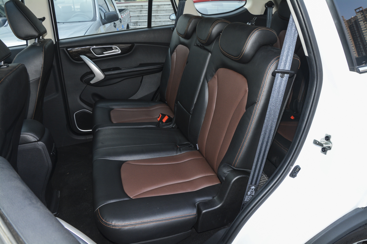 2019款斯威X7 1.8L手动舒适版7座