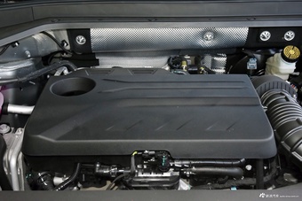 2024款瑞虎8 L 2.0T 两驱豪华版 7座