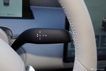 2025款汉L EV 701KM激光雷达尊享型