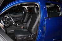 2026款长城炮 2.4T商用炮自动柴油四驱精英型长箱