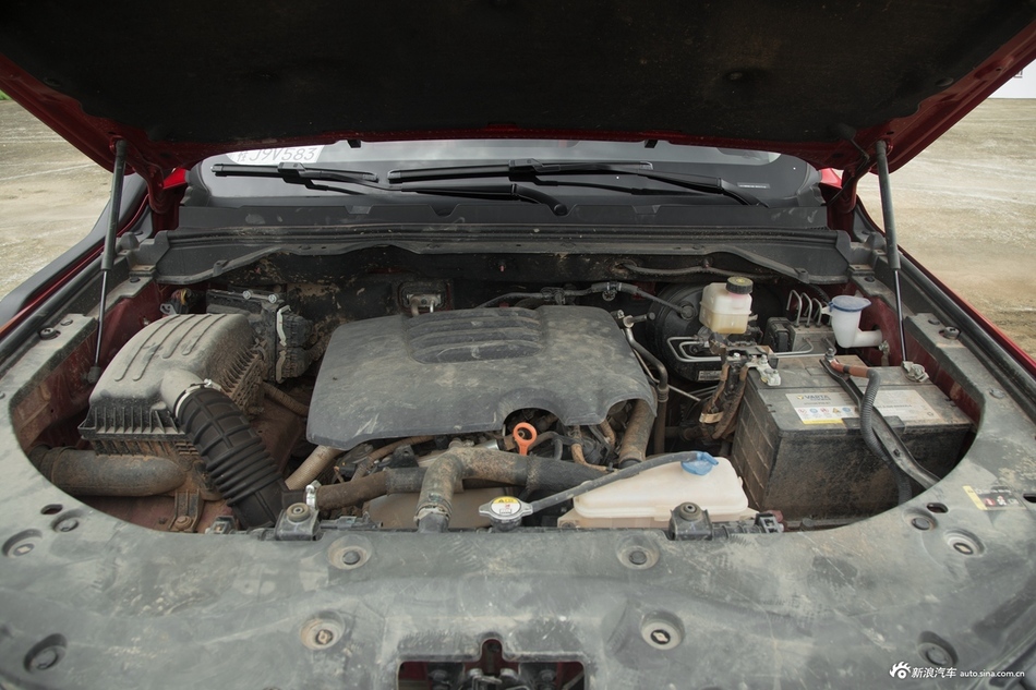 2021款长城炮2.0T越野版自动汽油四驱珠峰版GW4C20B