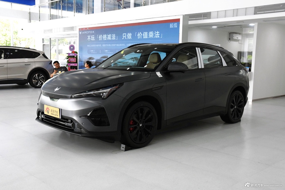 2025款极狐αT5 520 MAX