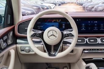 2026款迈巴赫GLS 480 4MATIC 礼逸版