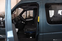 2024款图雅诺大麦 2.0T自动 长轴中顶 后单胎