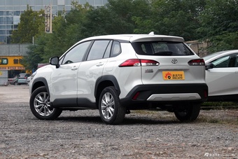 2026款卡罗拉锐放 2.0L 先锋版