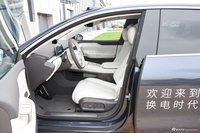 2024款蔚来ET7 75kWh 行政版